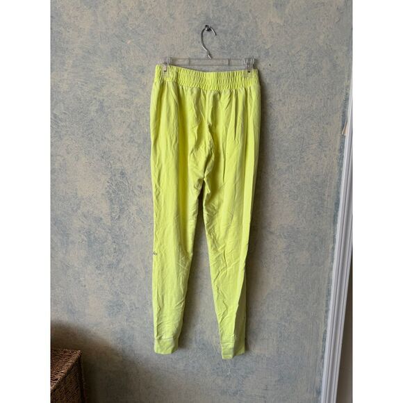 Alo yoga unwind sweats size small - Picture 5 of 5